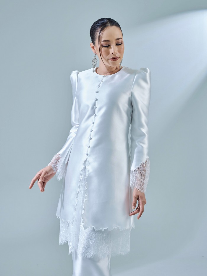 EVELIN KURUNG - OFF WHITE