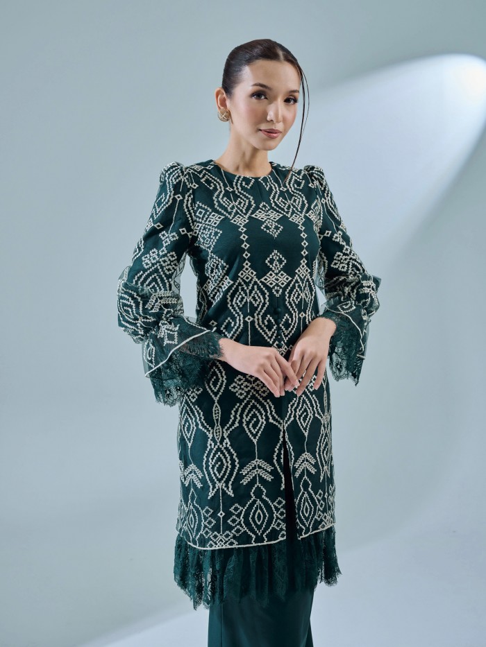 ESKARIA KURUNG - EMERALD