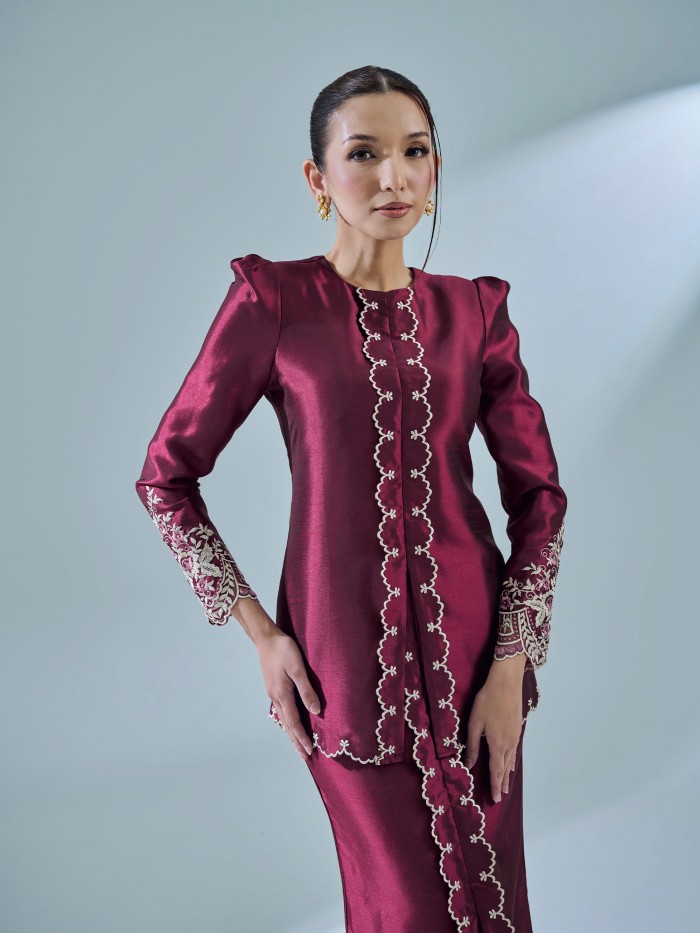 ESTINY KURUNG - MAROON WINE