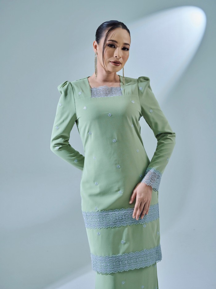 HELLYNA KURUNG - MAGARITA GREEN