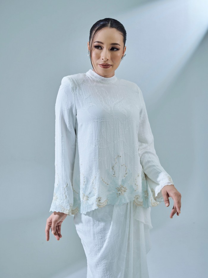 LESYA KURUNG - OFF WHITE