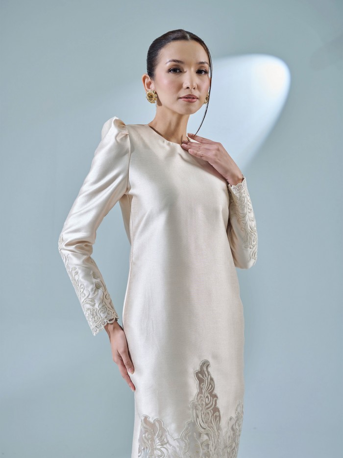 RATNA KURUNG - IVORY GOLD