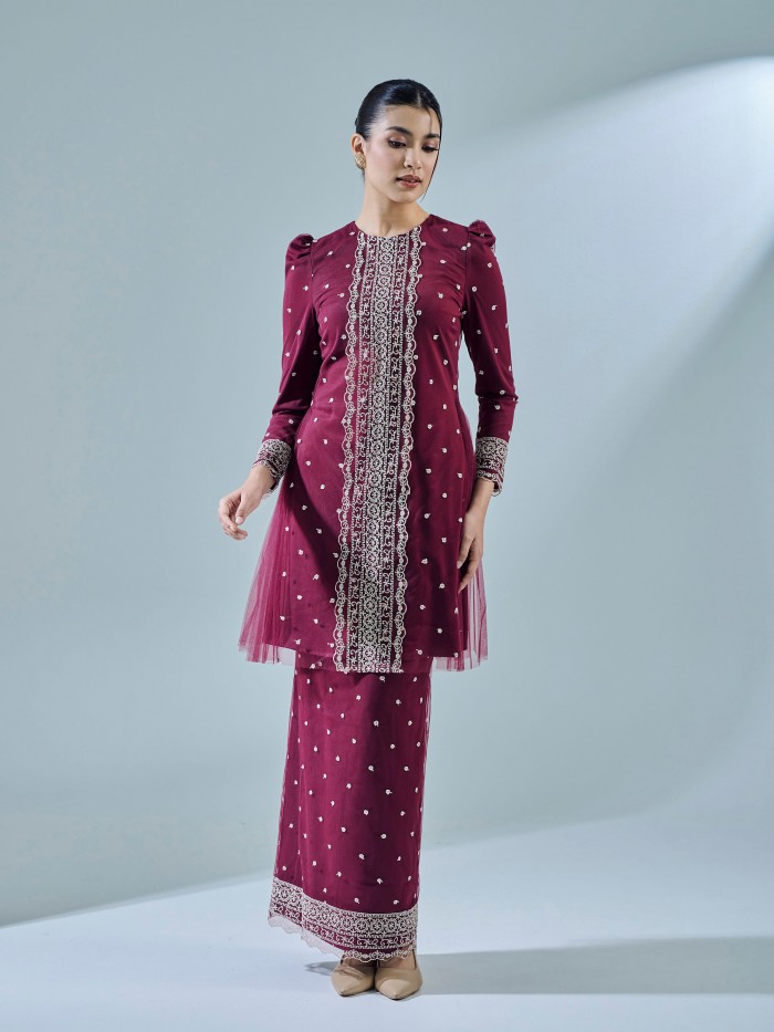 ELBRINA KURUNG - BURGUNDY