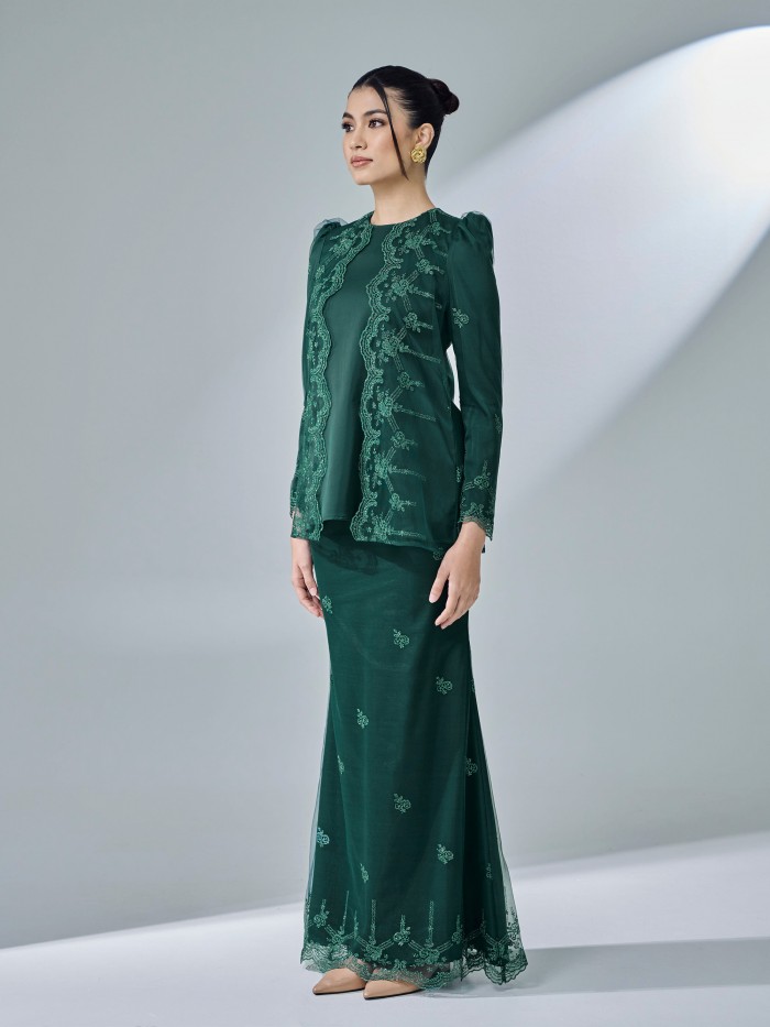 PREEYA KURUNG - EMERALD