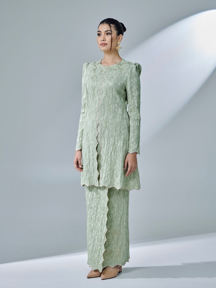 ISWANA KURUNG - SAGE GREEN