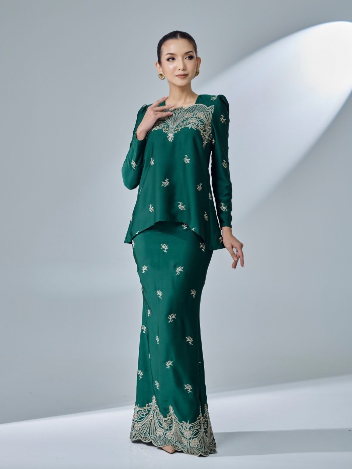 QISYARA KURUNG - EMERALD