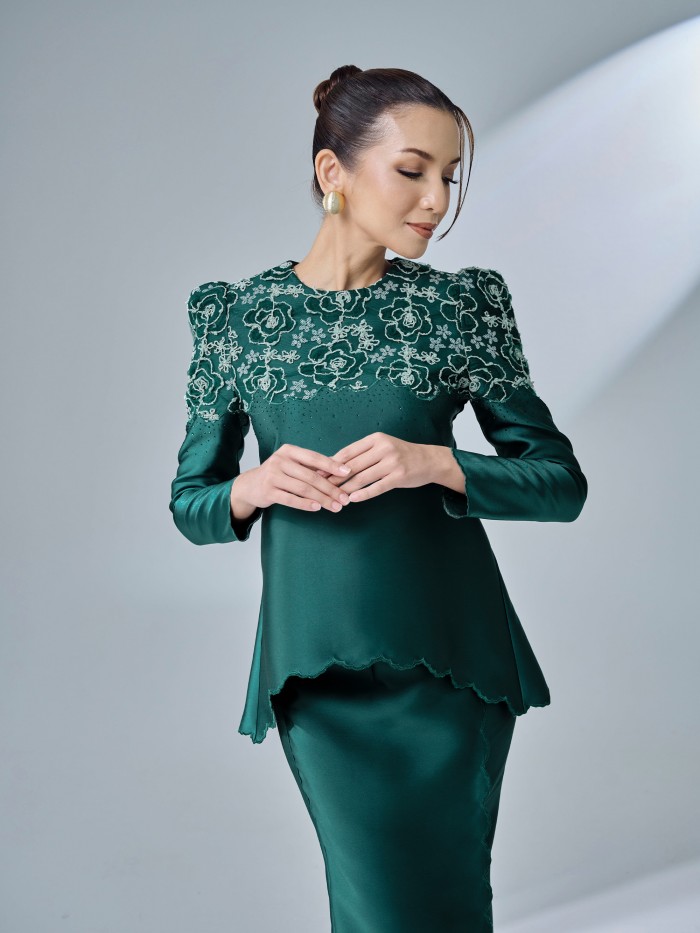 CALISNA KURUNG - EMERALD