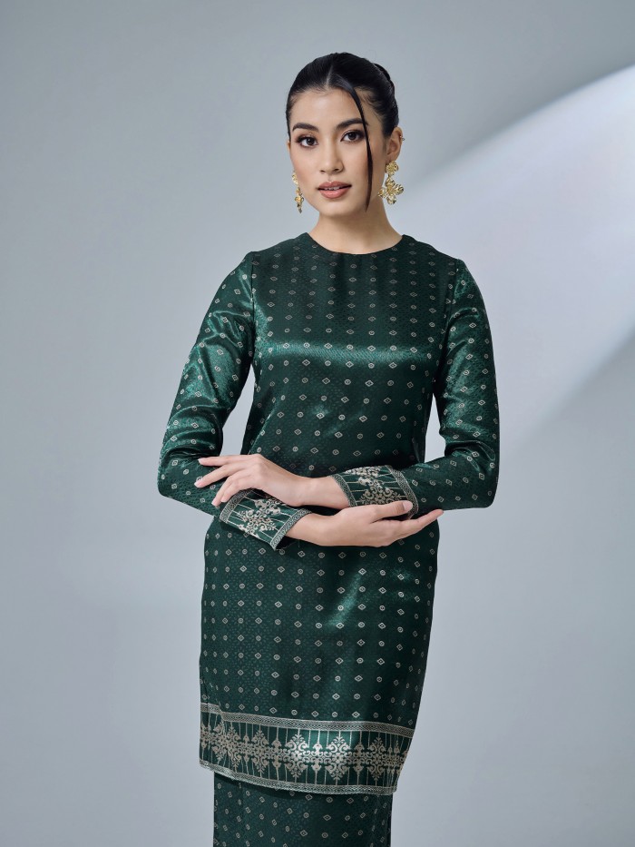 JAMILA KURUNG - EMERALD