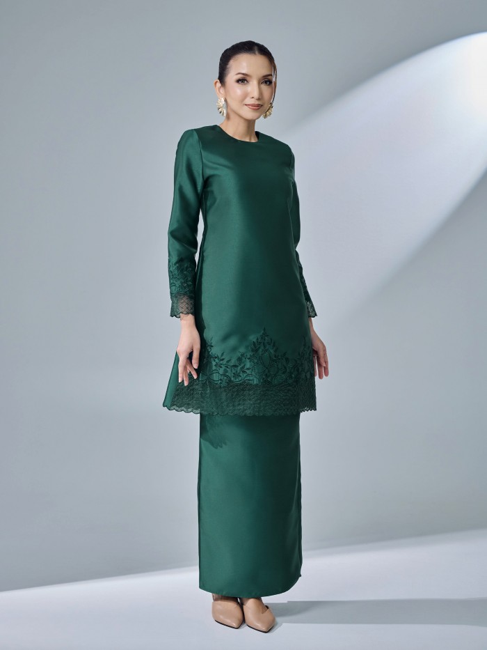 ZALENA KURUNG - EMERALD