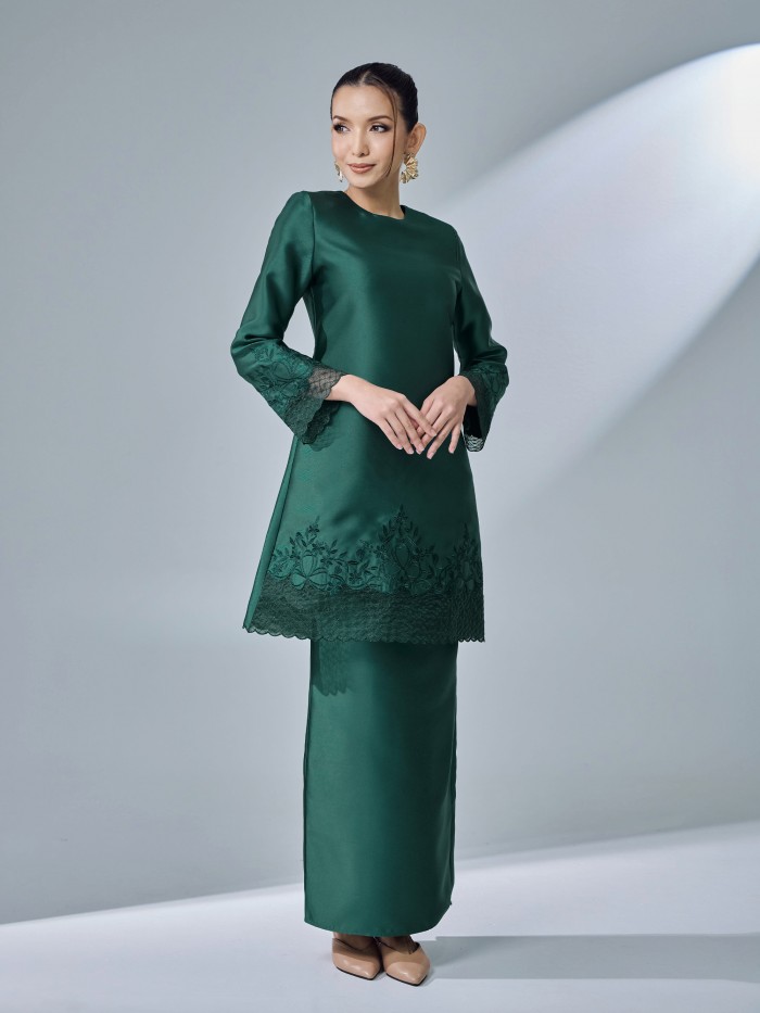 ZALENA KURUNG - EMERALD