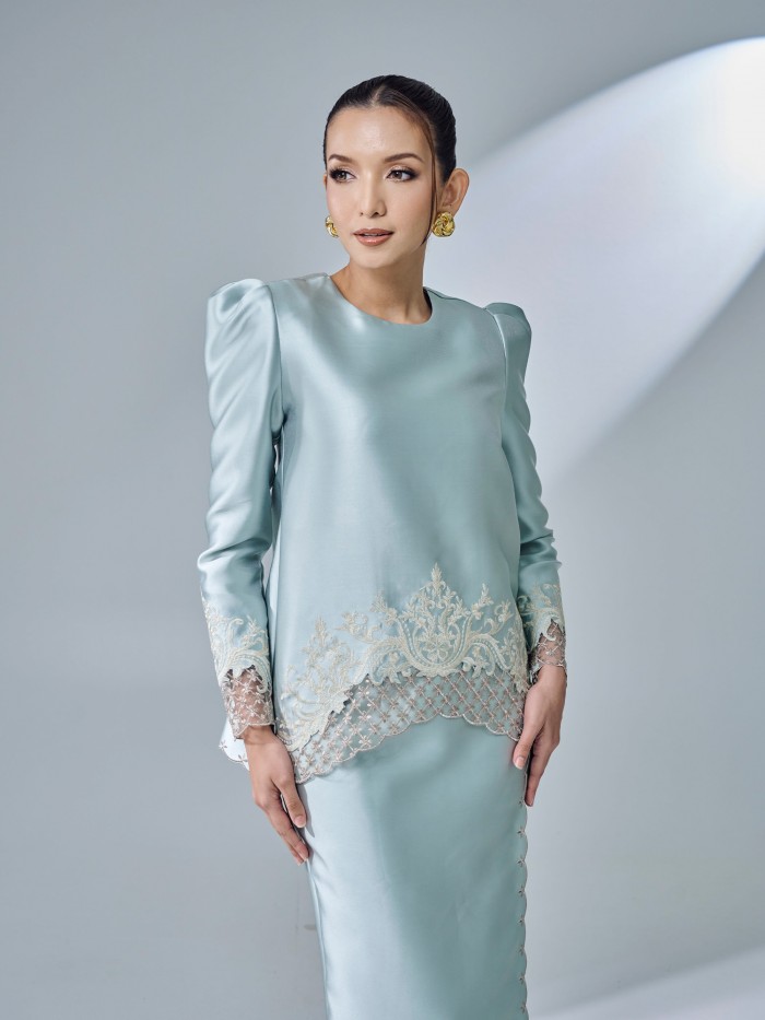 ESTIRA KURUNG - SAGE GREEN