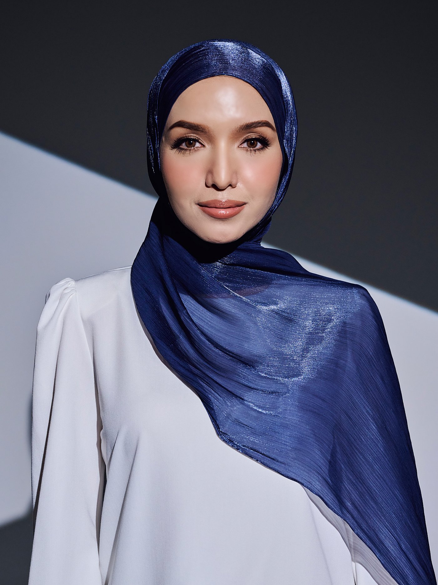 VIORA SHIMMER SHAWL - NAVY VIORA SHIMMER SHAWL - NAVY