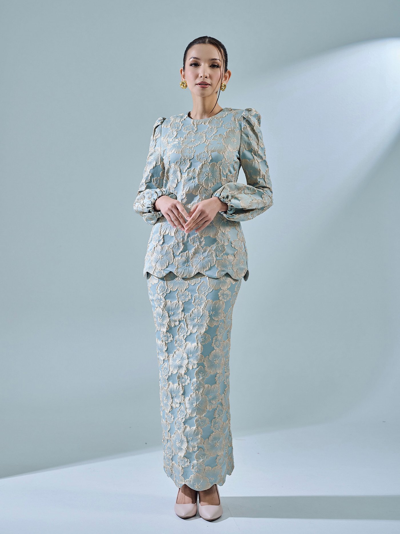 NURITA KURUNG - GOLD MINT NURITA KURUNG - GOLD MINT