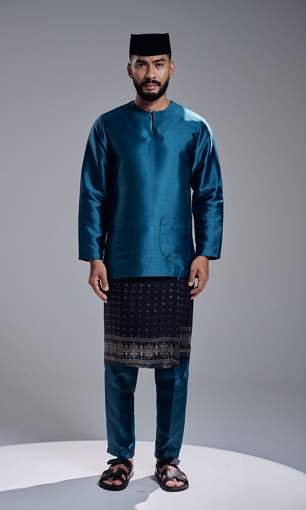 AZRAVI BAJU MELAYU - TEAL BLUE AZRAVI BAJU MELAYU - TEAL BLUE
