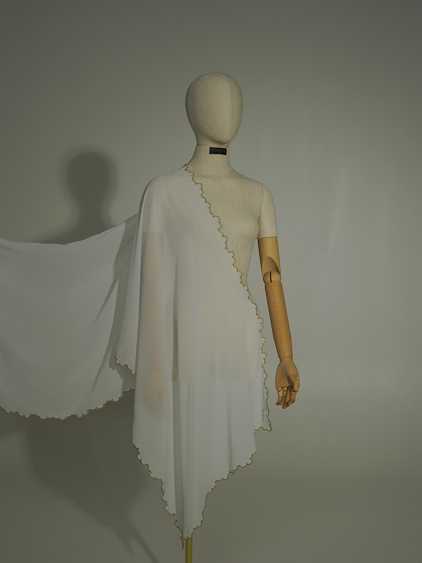 AIYANA SELENDANG - OFF WHITE AIYANA SELENDANG - OFF WHITE