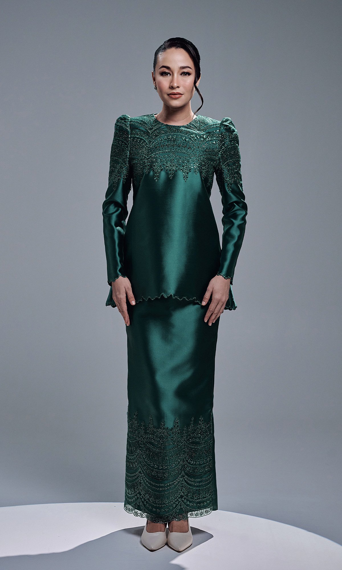 GLORIA KURUNG - EMERALD GLORIA KURUNG - EMERALD